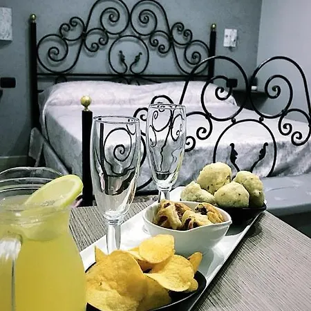 La Primavera Oda ve Kahvaltı 3*